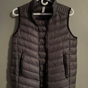 Fabletics Women's Down Puffer Vest Size Small Dark Gray with Black Trim Zippers